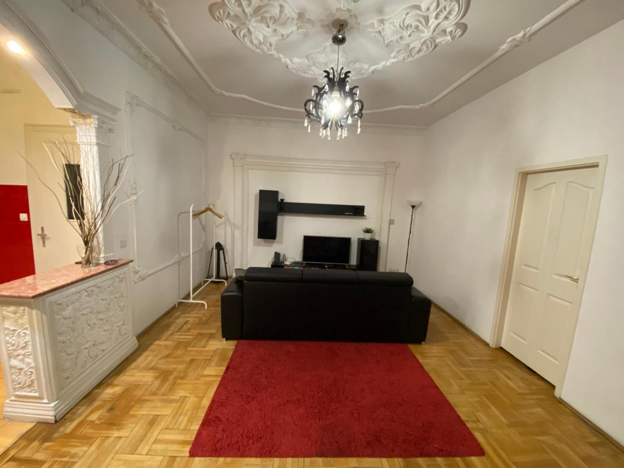 Apartment And Rooms Heart Of The City Budapeste Exterior foto